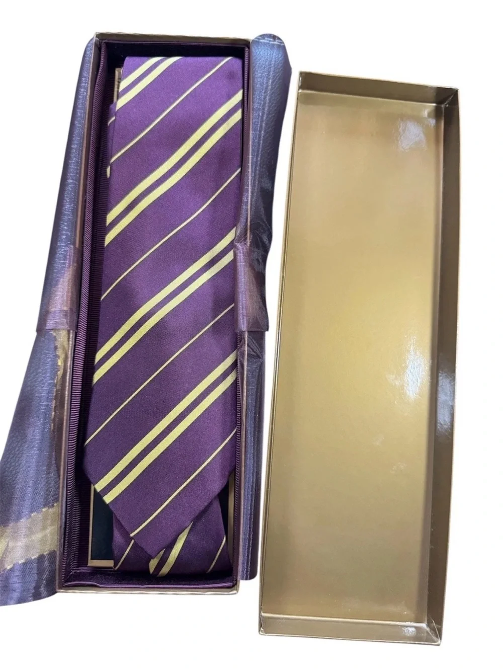 Harry Potter Gryffindor Tie Madam Malkin Warner Bros Licensed w/ Box